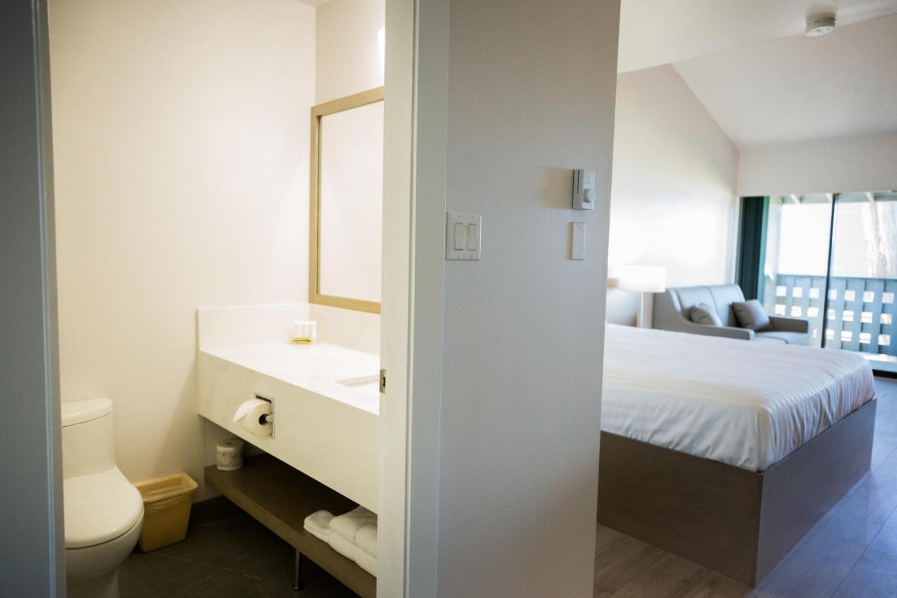 Sand Pebbles Inn Qualicum Beach Zewnętrze zdjęcie