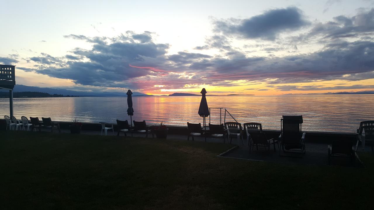 Sand Pebbles Inn Qualicum Beach Zewnętrze zdjęcie