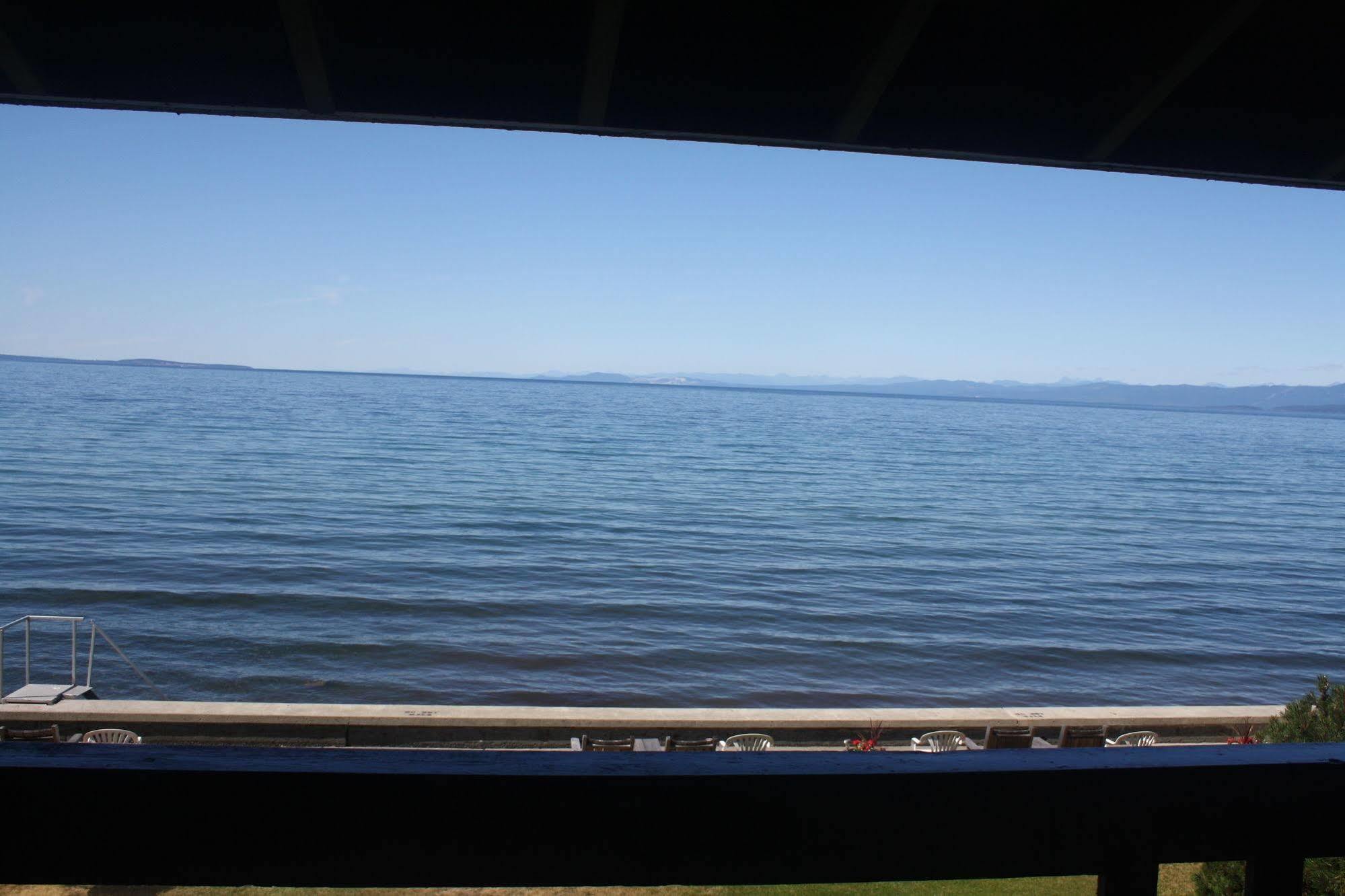 Sand Pebbles Inn Qualicum Beach Zewnętrze zdjęcie